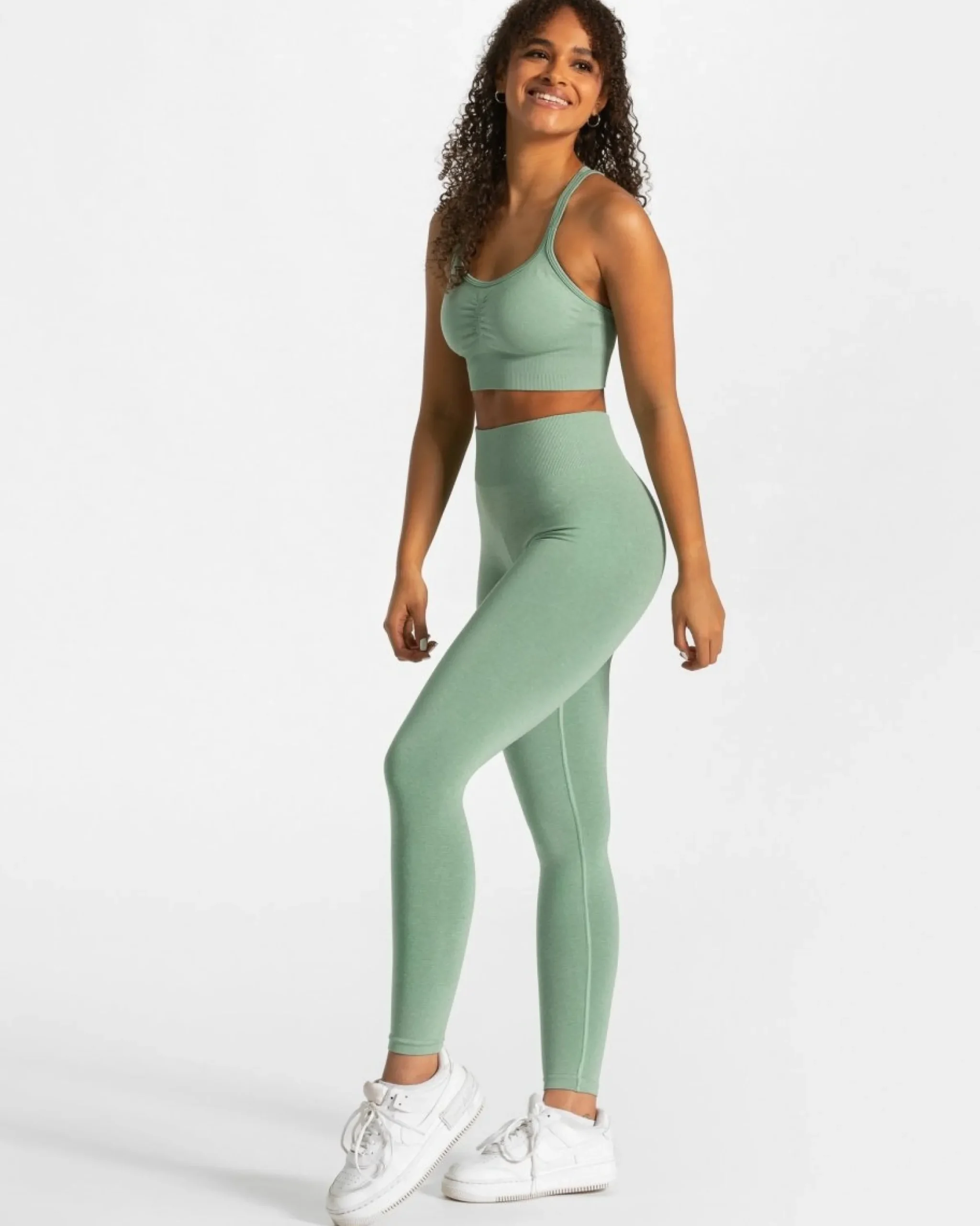 New Brassière Timeless Scrunch « vert sauge » Femme Brassières De Sport