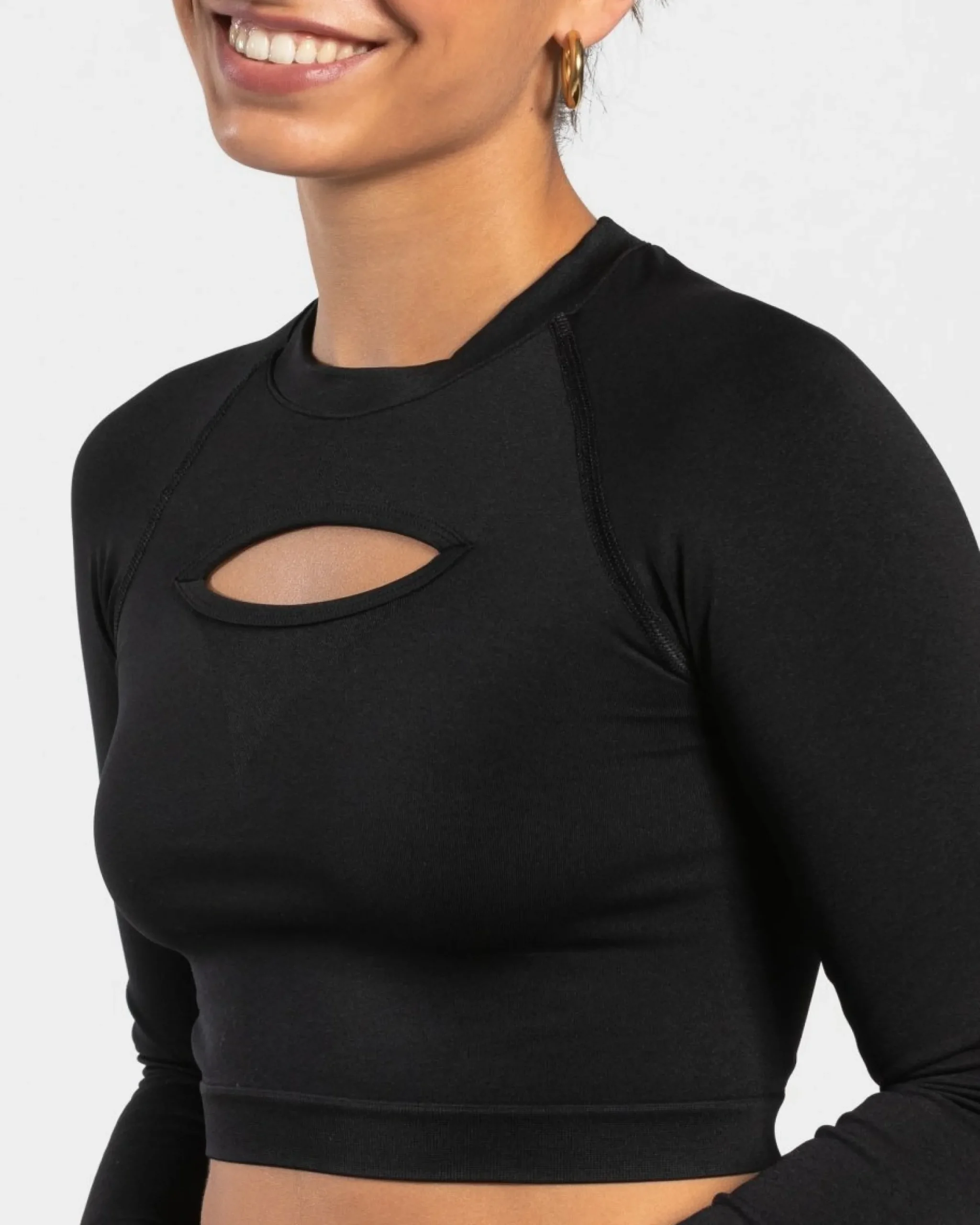 Online Haut à manches longues Charming Cutout « noir » Femme Hauts À Manches Longues