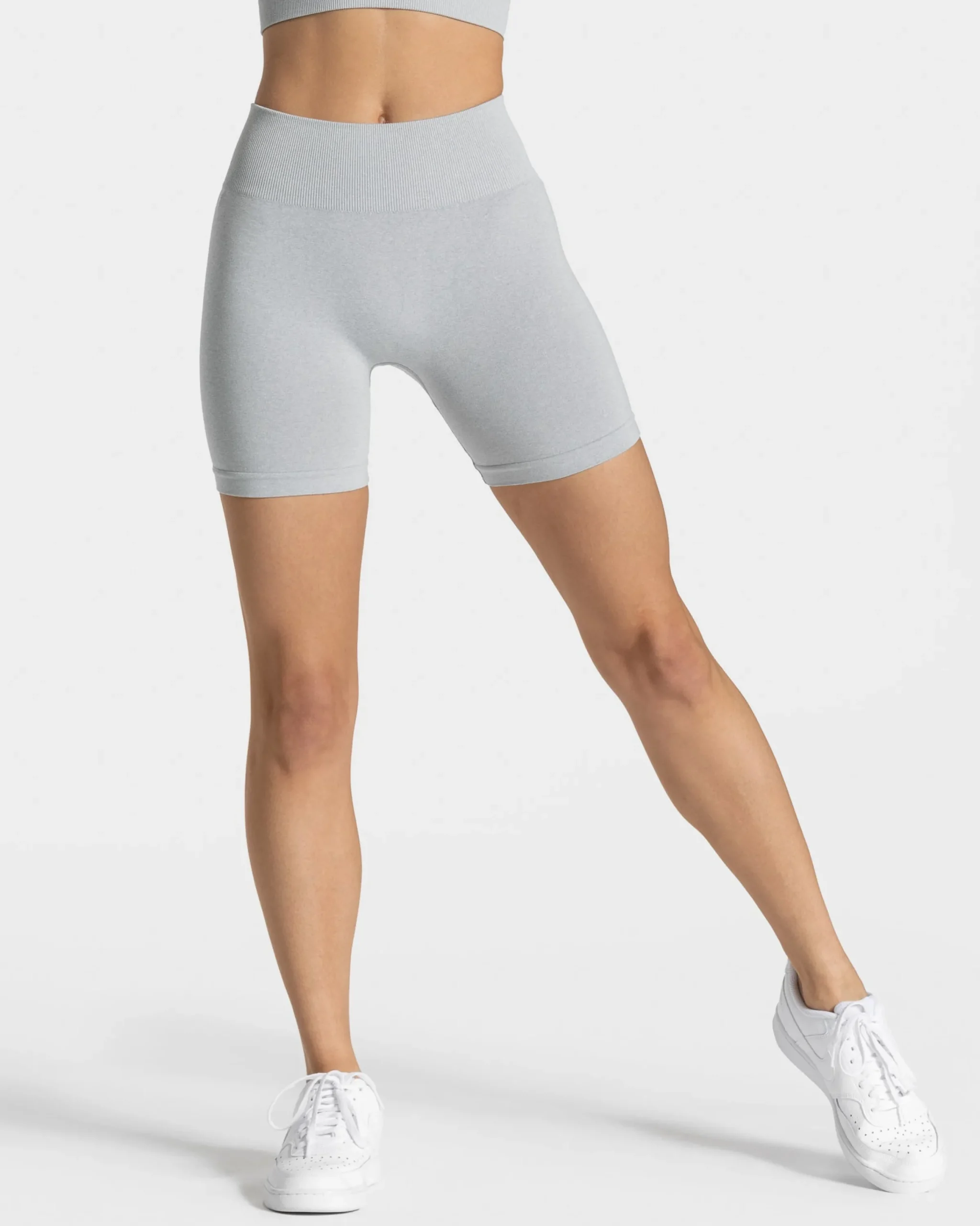 Hot Short Timeless Scrunch « gris clair » Femme Shorts