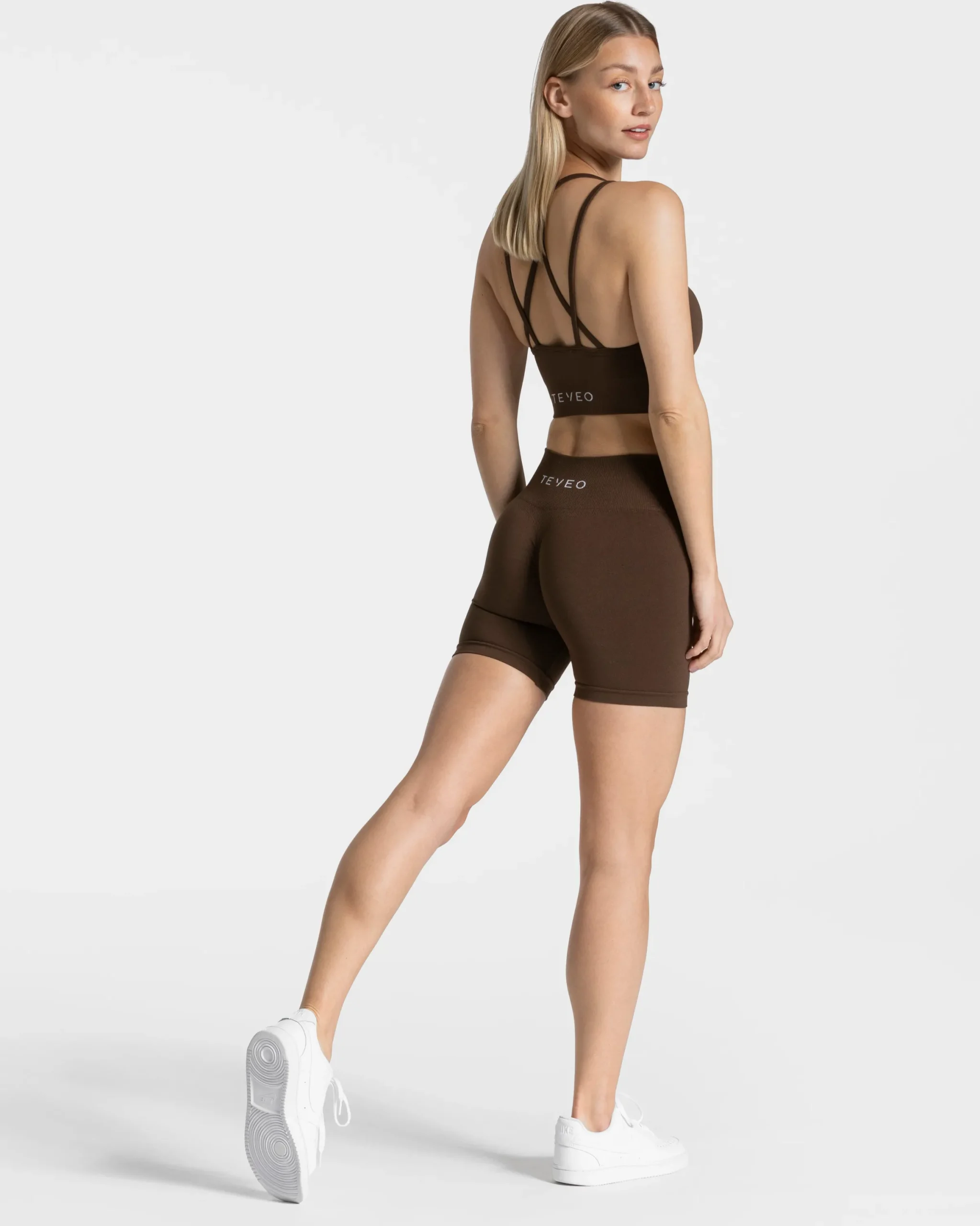 Discount Short Timeless Scrunch « marron foncé » Femme Shorts